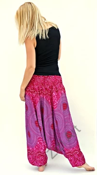 női, divat, nadrág, pink, rózsaszín, lila, mandala, világos, bordűr, trend, kényelmes, bő, szellős, viszkóz, egyedi, extravagáns, különleges, bohém, Thaiföld