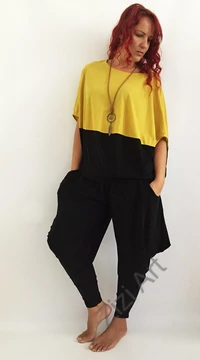 mustársárga, fekete, denevér ujjú, felső, nyaklánccal, designer, olasz, bő, lezser, egyedi, vidám, elegáns, különleges, női, divat, bohém, trend