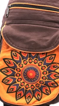 övtáska, egyedi, pamut, textil, táska, virág, mandala, mintás, színes, barna, narancs, kiegészítő, trend. női, férfi divat