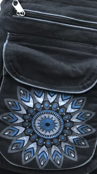 övtáska, egyedi, pamut, textil, táska, virág, mandala, mintás, színes, fekete, kék, fehér, kiegészítő, trend. női, férfi divat