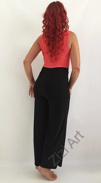 női, divat, lazac, narancs, fekete, zsebes, bőszárú, overál, nadrág, lezser, trend, kényelmes, szellős, egyedi, extravagáns, különleges, bohém, olasz