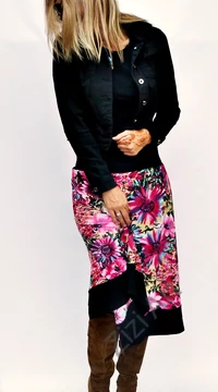 pink, fekete, virágszirmos, virágos, nyári, tavaszi, őszi, midi, szoknya, elasztikus, trend, női, divat, webshop
