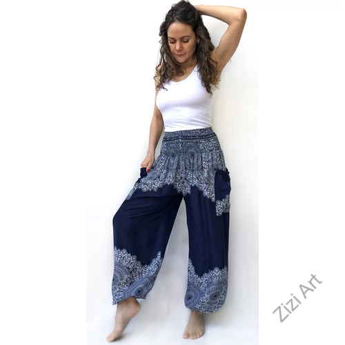 női, divat, sötétkék, fehér, mandala,  bordűrminta, mintás, bő, viszkóz, nadrág, színes, trend, kényelmes, szellős, egyedi, extravagáns, különleges, bohém, jázmin, Thaiföld, nagy méret, extra méretezés, plus size